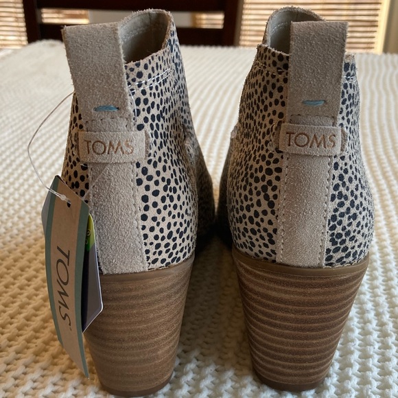 NWT TOMS Womens Kallie Wedge Booties comfortable trendy size 7 - Picture 4 of 5